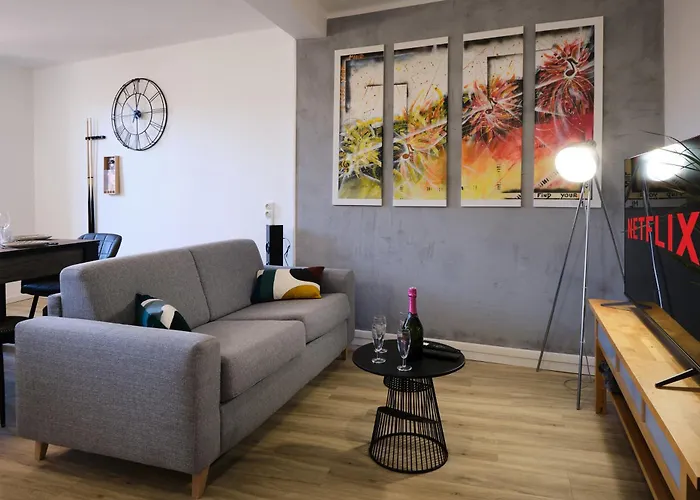 Magnifique*t4*centre Ville*wifi*billard*netflix* Apartamento